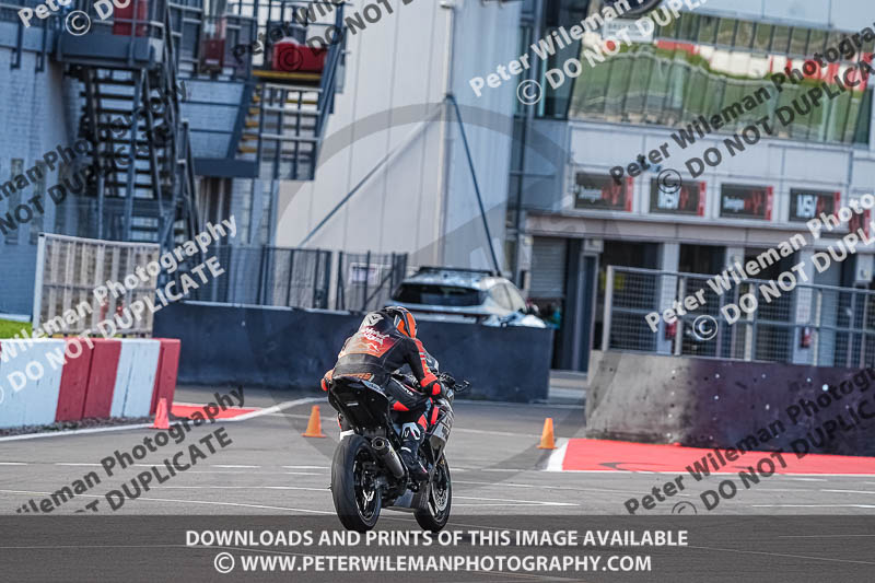 donington no limits trackday;donington park photographs;donington trackday photographs;no limits trackdays;peter wileman photography;trackday digital images;trackday photos